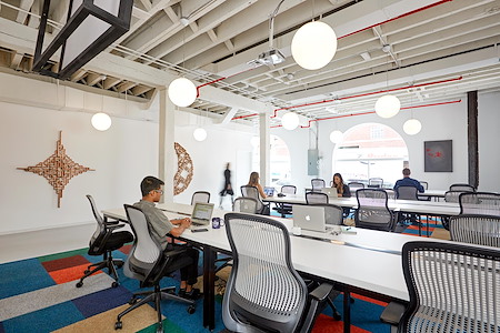 Office Space with Large Windows in Brooklyn: The Perfect Space for Your Business