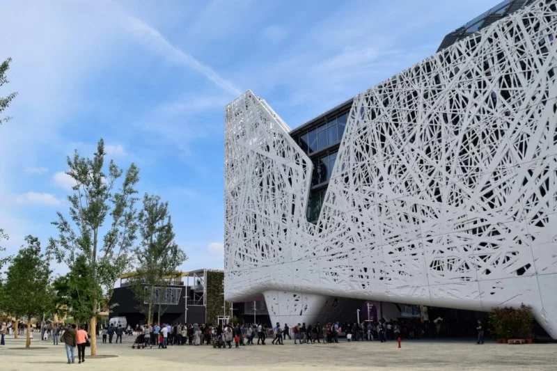 Why Architects Need to Think Outside the Box for Future Buildings