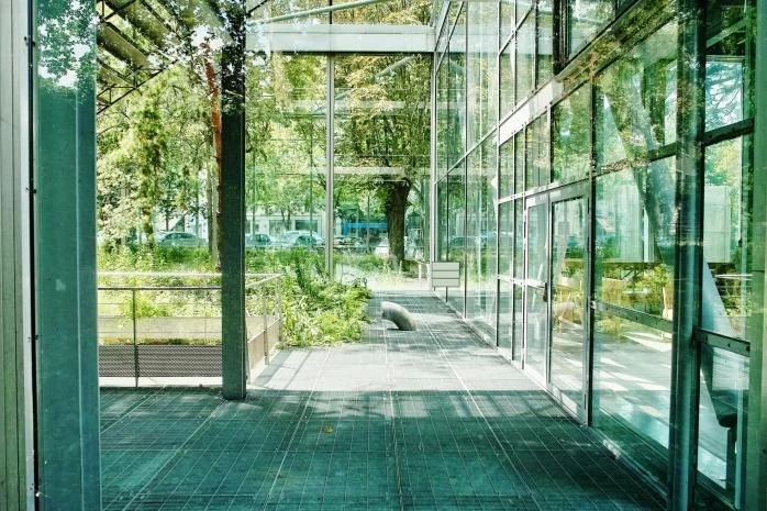 Why Transparency in Architecture is Key for Sustainable Design